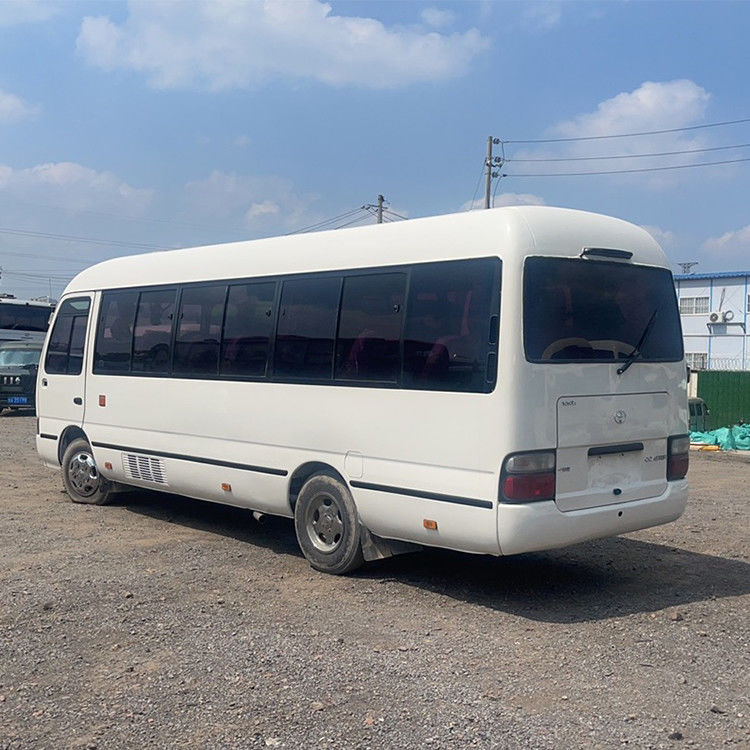 디자인 30 좌석 토요 타 코스터 버스 4L 엔진 용량과 113/5200kw 최대 전력