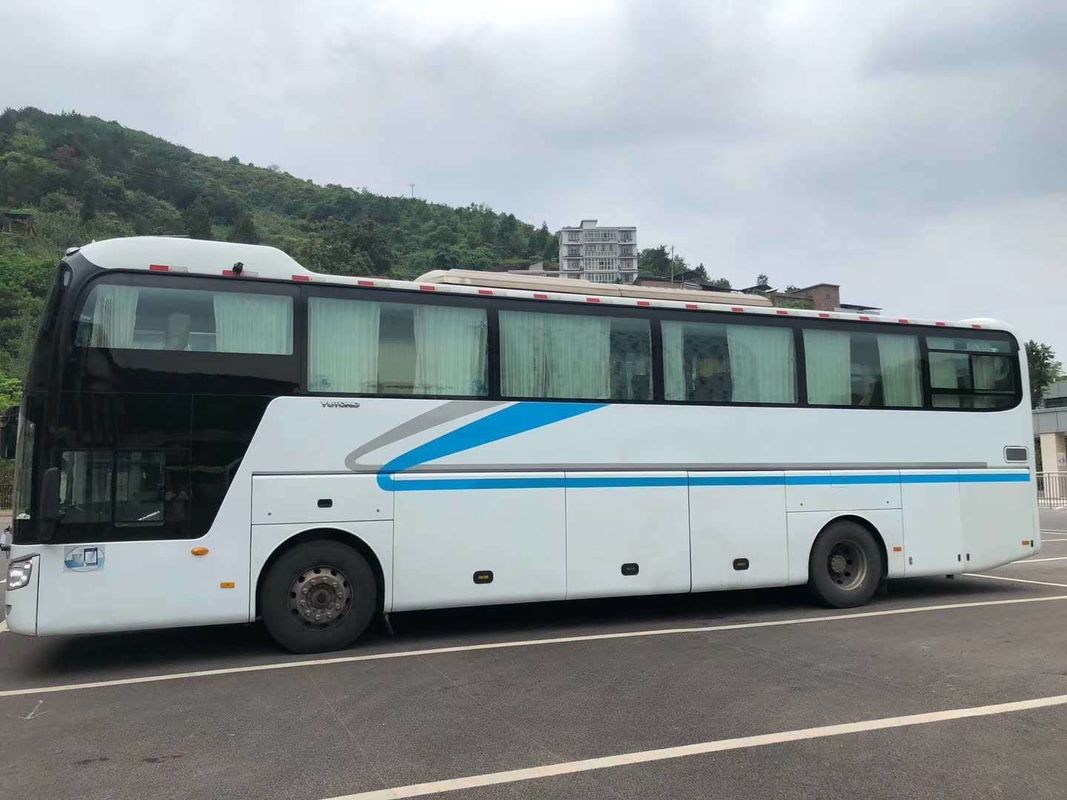 사용 된 버스 코치 버스 35-65 좌석 사용자 정의 버스 엔진 용량 8L 고객의 요구 사항
