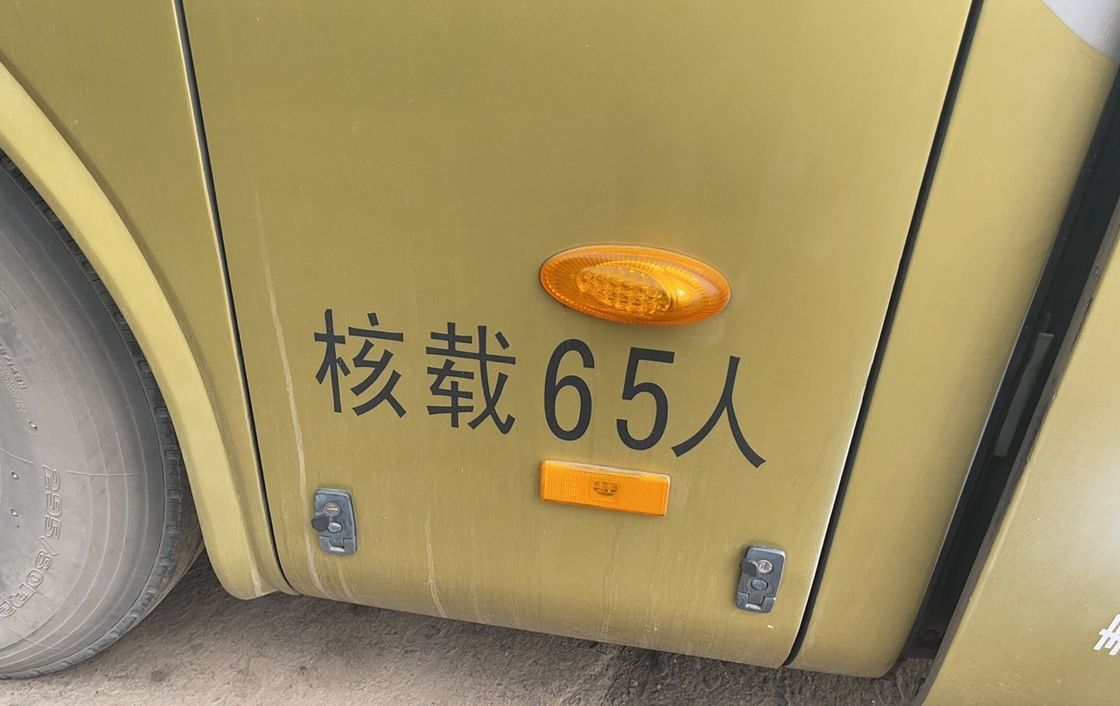 수동변속기와 함께 65 좌석 사용 여객버스 횡단보도형 무게 13240kg