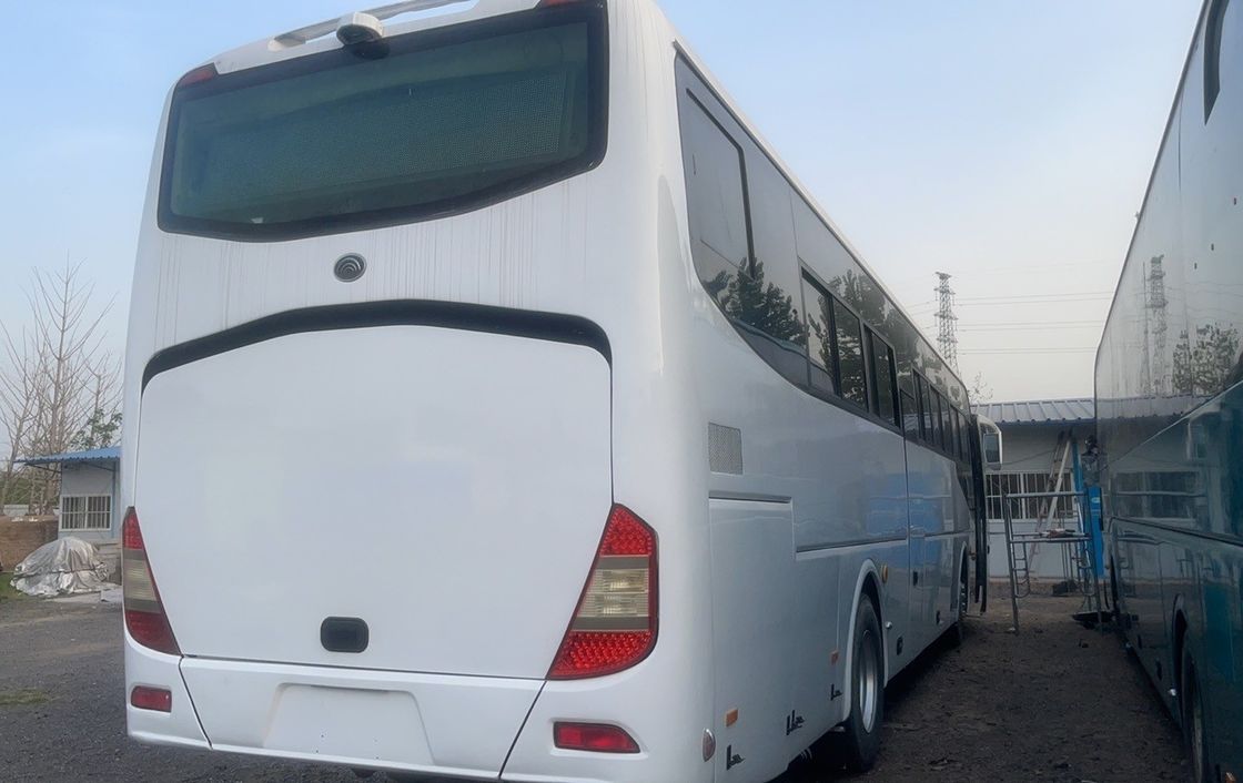 65-67 좌석 수동 변속기와 유로 4 배출량 표준을 가진 LHD 사용 버스 코치