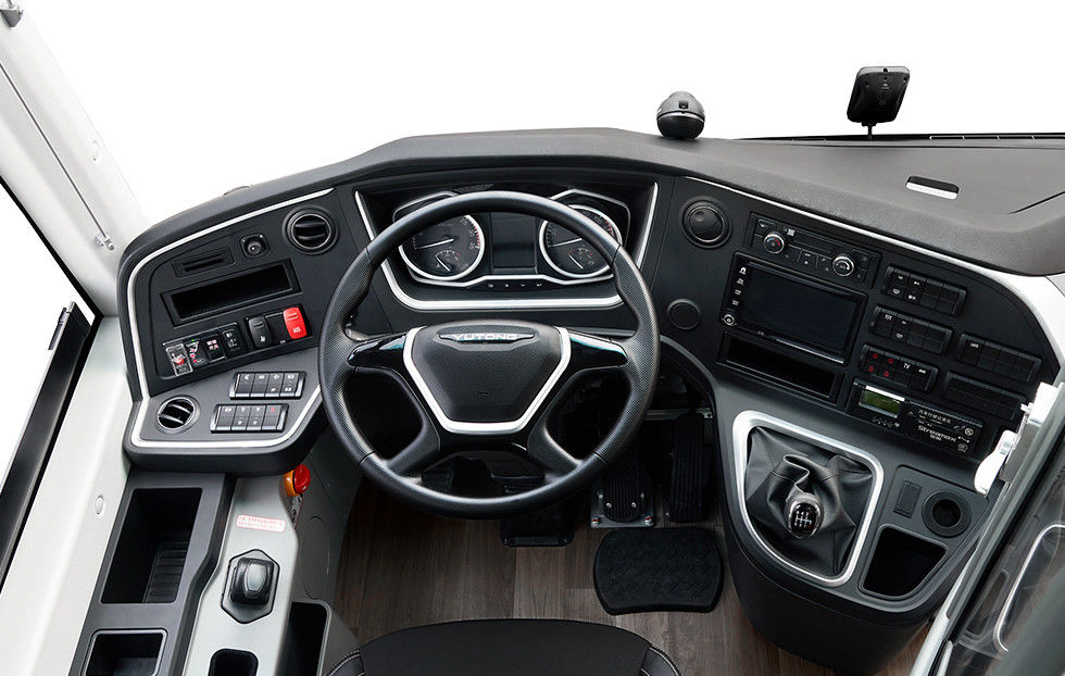 운전형 좌측 운전 디젤 수동 유 퉁 버스 50석 승용 버스 화장실