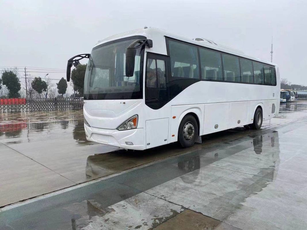 4GR 엔진 모델과 최대 속도 200 Km/h의 12m 50 좌석 사용 고급 코치 버스