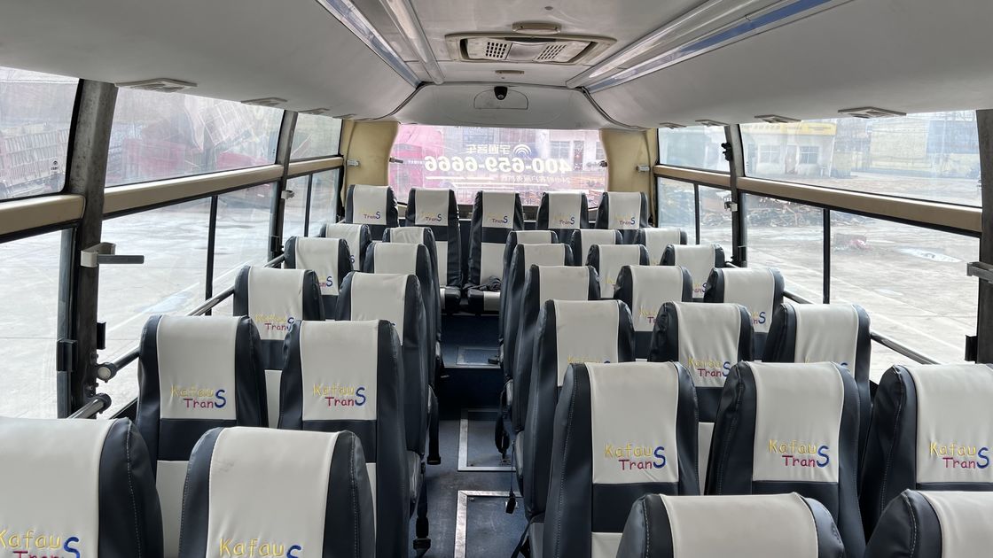 좋은 상태 사용 된 디젤 65 여객자동차 버스 좌석 50 G.V.W 15600kg