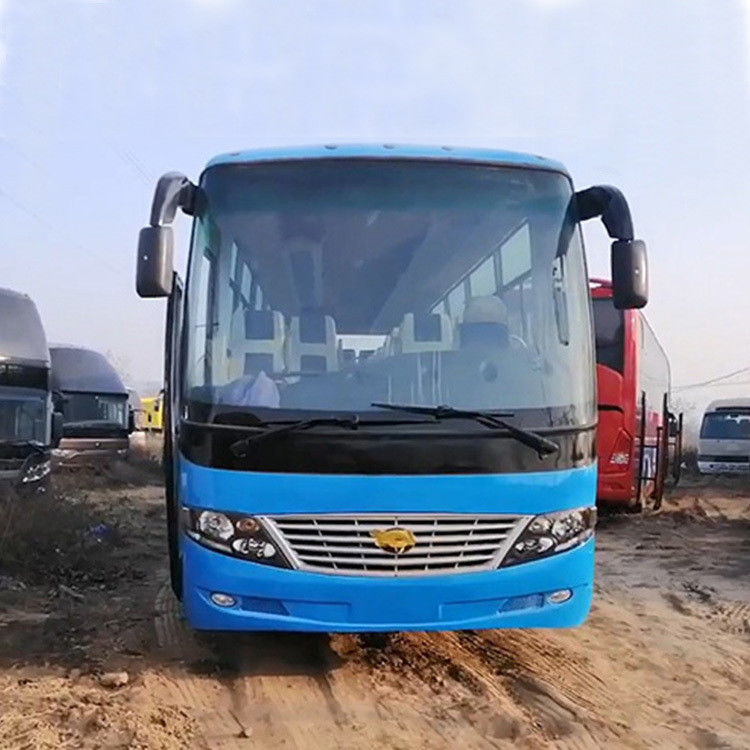 35 좌석 수동 변속기와 고급 인테리어와 함께 좋은 상태의 코치 버스