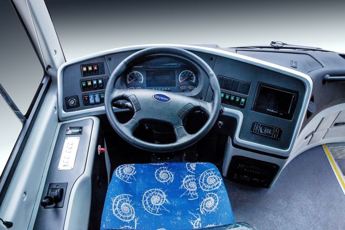 180HP 42 좌석 코치 사용 버스 YC6J245-20 엔진과 LHD/RHD 드라이브 유형