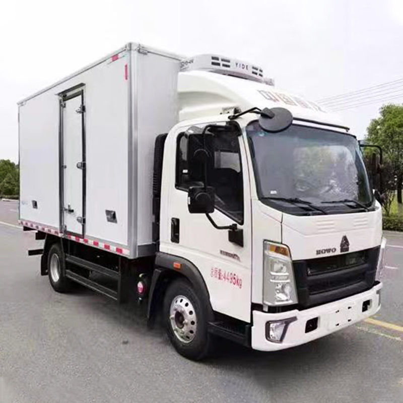 고객 요구 130hp 4x2 냉장고 트럭 아이스크림 배달 및 음식 냉각