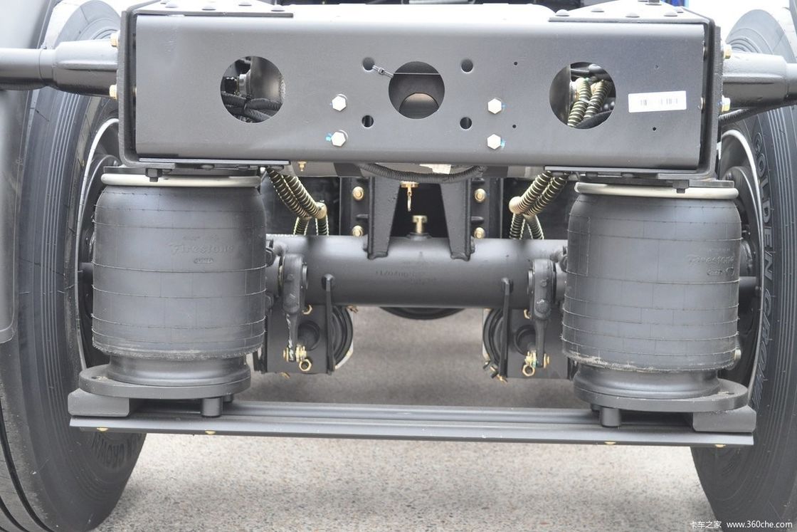 샤크만 트랙터 트럭 500hp 6*2 8 바퀴 트럭 트랙터 헤드 후방 카메라가 사용되지 않습니다