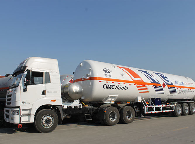 L11390mm *W2500mm *H3980mm 내에서 트럭 및 높은 용량의 50m3 LPG 반 트레일러