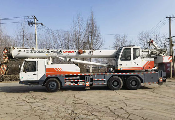 줌리온 (Zoomlion) QY25V 25t 사용 트럭 크레인