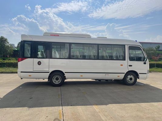 타이어 모델 295/80R22.5 중고용 오버 30석 RHD 디젤 오버 버스 토요 타 버스 오버