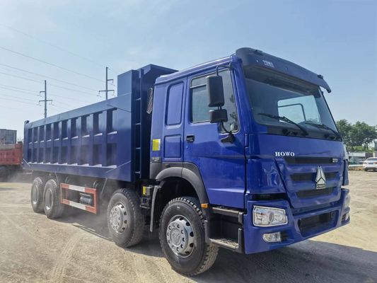 16 휠 HOWO 8X4 300-400L 연료 탱크 용량으로 사용 된 중용 틱퍼 덤프 트럭