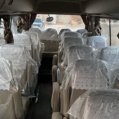 저렴한 가격으로 사용 된 좌익 운전 토요타 코스터 버스 옵션 에어컨