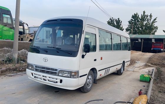 좋은 상태 사용 된 디젤 토요타 카스터 버스 EURO 3 배급 30 좌석
