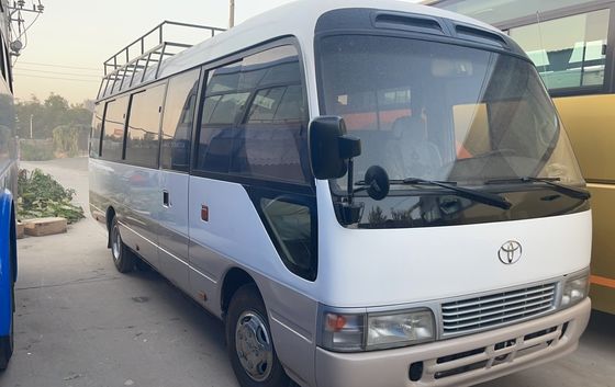 사용 된 디젤 30 좌석 토요타 코스터 버스 좋은 상태 LHD 7.00R16 타이어 G.V.W 5900 kg